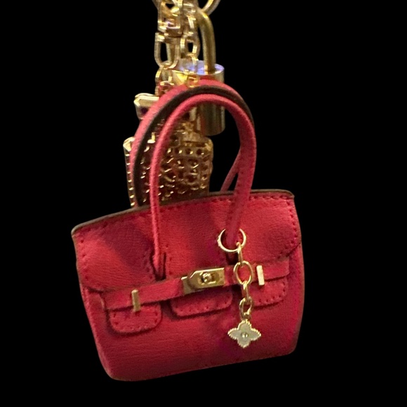 Authentic Louis Vuitton Lock & Key with Bag Charm/Key Ring - Picture 2 of 5